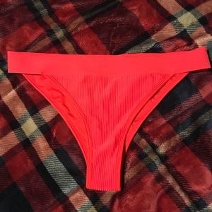 Frankie’s Drew Bottom